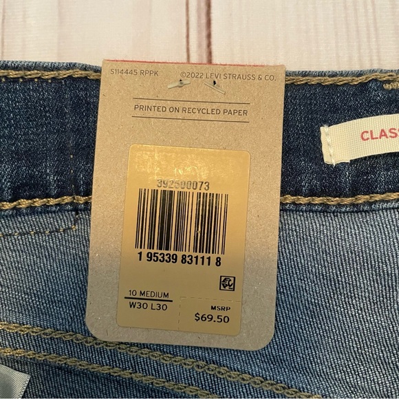 Levi's Classic Straight Jeans Women’s 10 Blue (W30 L30) Mid Rise Hypersoft Denim - Picture 9 of 14